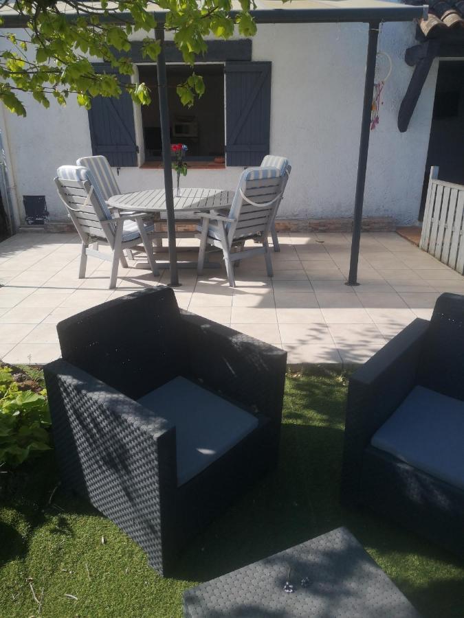 Le Mas Du Bijou Bleu Puget-sur Argens Εξωτερικό φωτογραφία